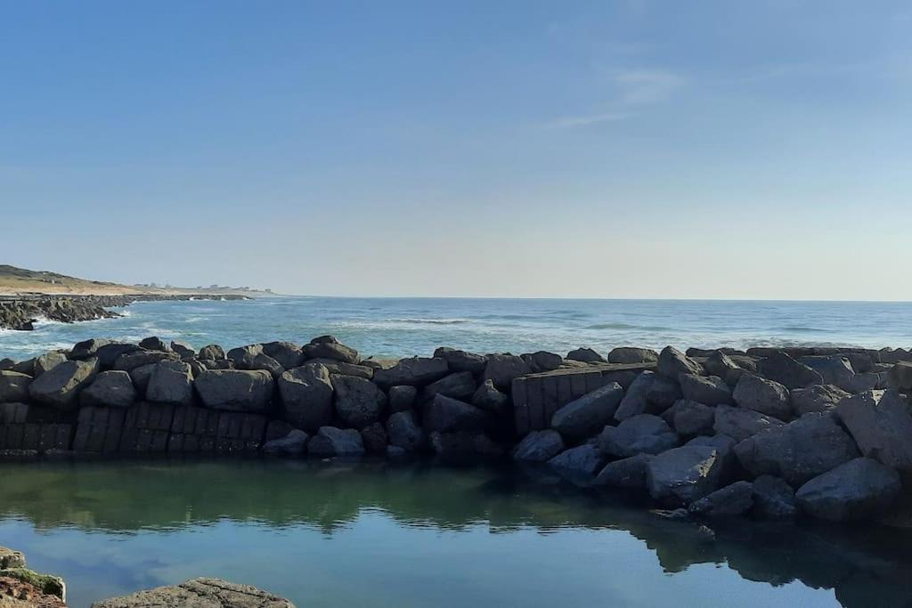 Appartement privée avec jardin et terrasse couverte dans résidence l'estuaire, avec piscine couverte, proche plage Le Verdon-sur-Mer Esterno foto