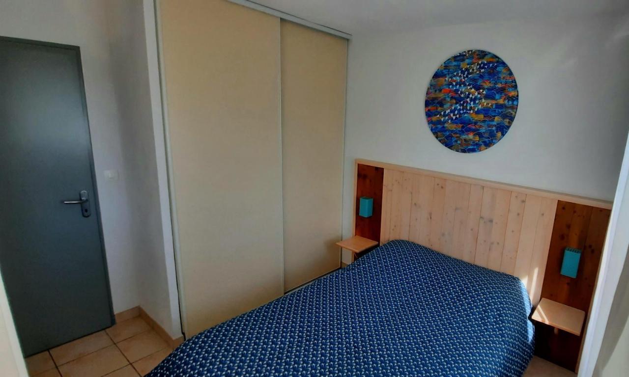 Appartement privée avec jardin et terrasse couverte dans résidence l'estuaire, avec piscine couverte, proche plage Le Verdon-sur-Mer Esterno foto